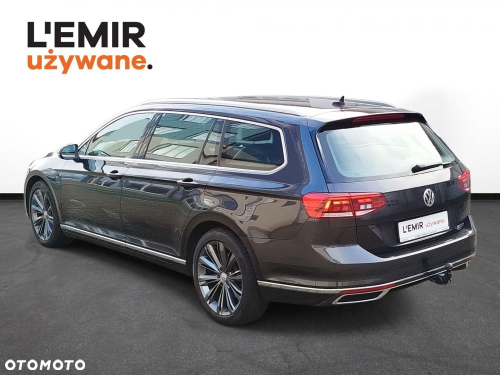 Volkswagen Passat 2.0 TDI 4Mot Elegance DSG - 29