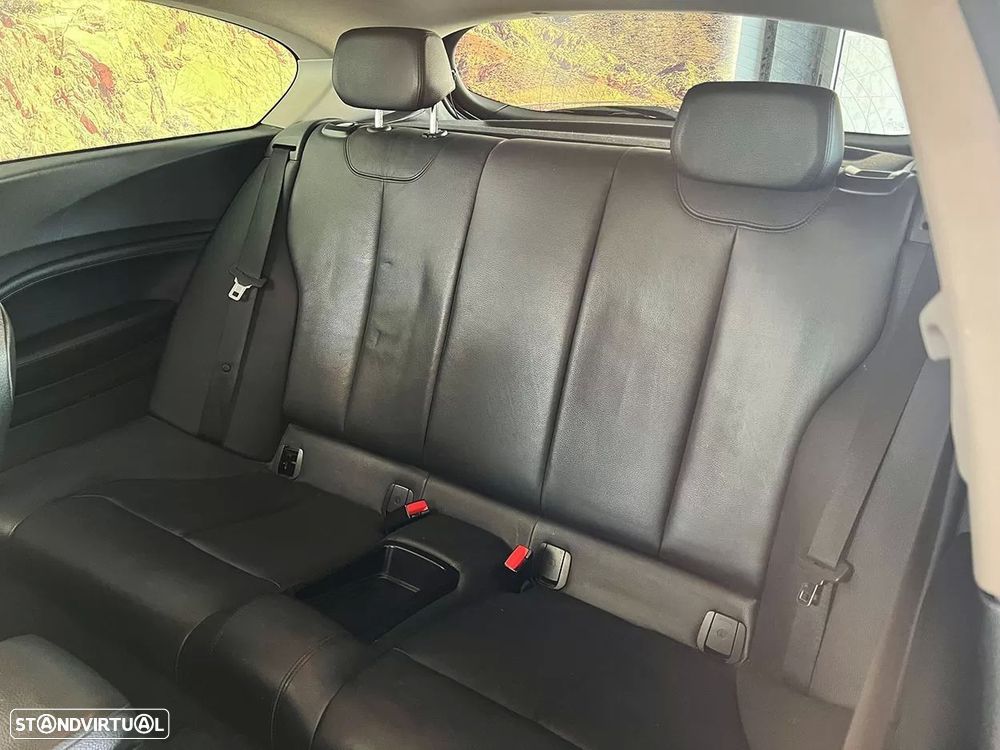 BMW 116 d EfficientDynamics - 22