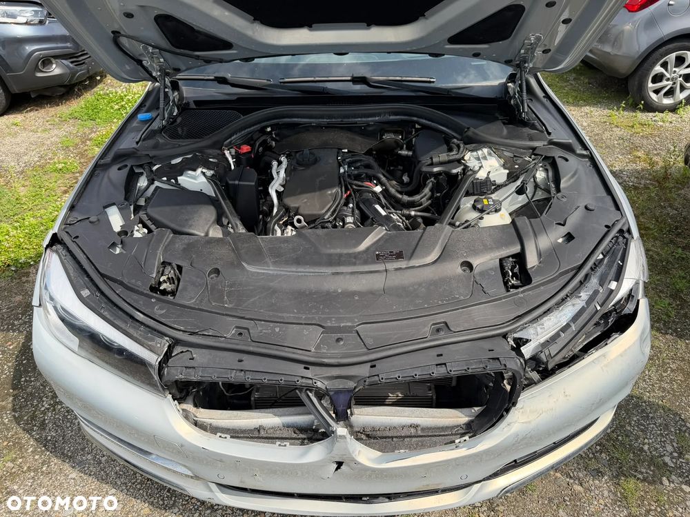 BMW Seria 7 730d xDrive - 17