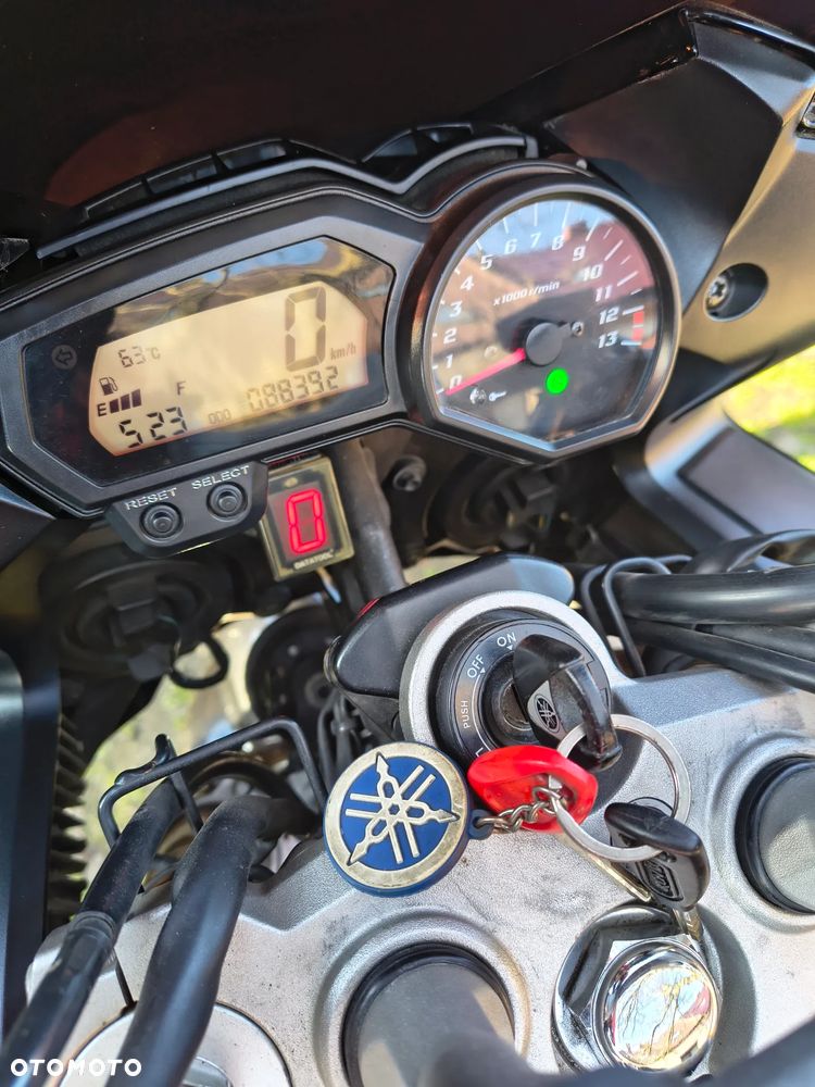 Yamaha FZ - 3