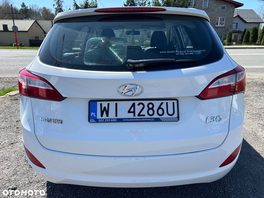 Hyundai i30 1.6 Comfort - 8