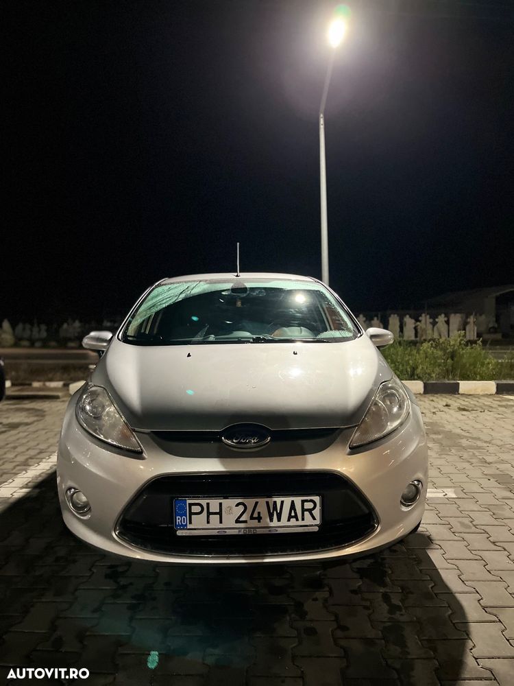 Ford Fiesta 1.6 TDCi DPF Titanium - 19