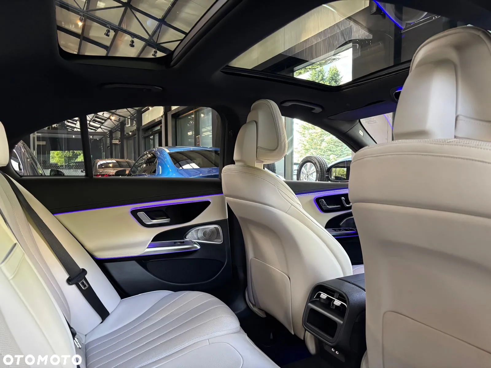 Mercedes-Benz Klasa E 300 de 4-Matic AMG - 7