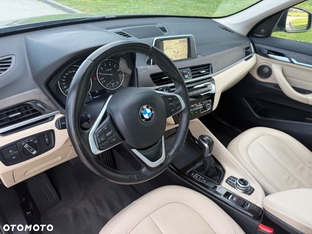 BMW X1 sDrive18i - 30
