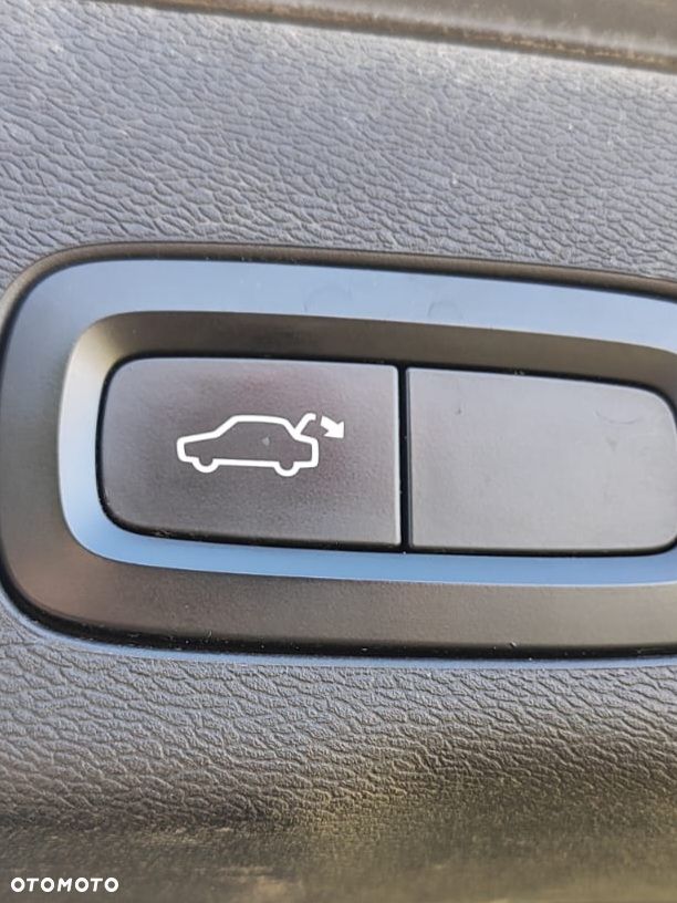 Volvo XC 60 D3 R-Design - 23