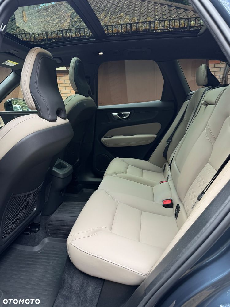 Volvo XC 60 - 18