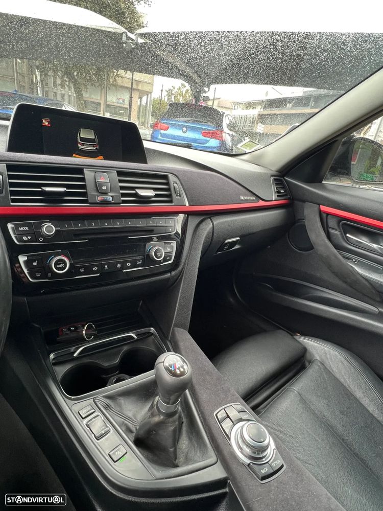 BMW 320 d Touring Pack M - 10