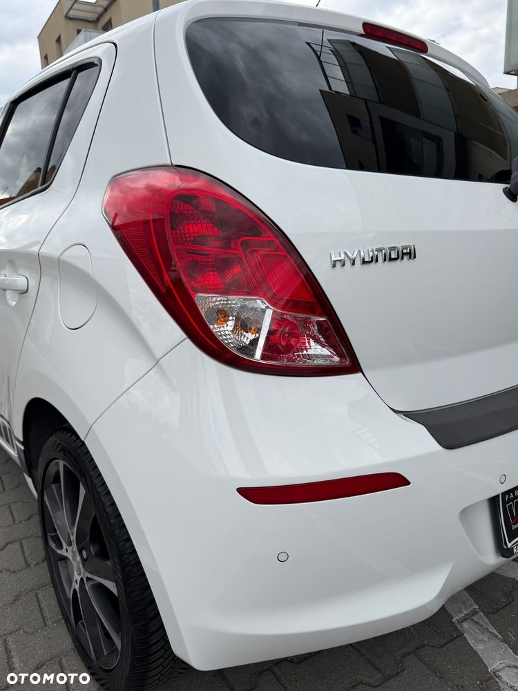 Hyundai i20 - 13
