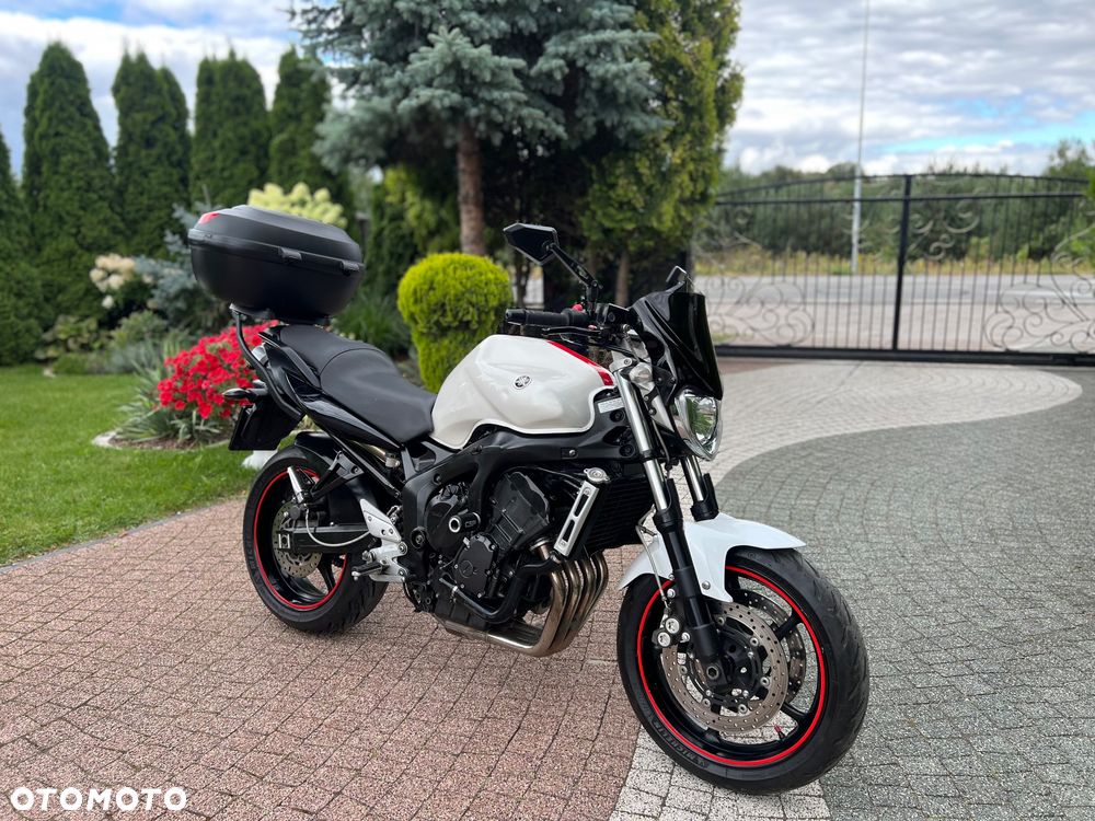 Yamaha FZ6 - 1