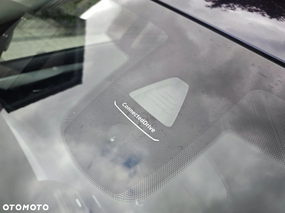 BMW Seria 2 218d - 7