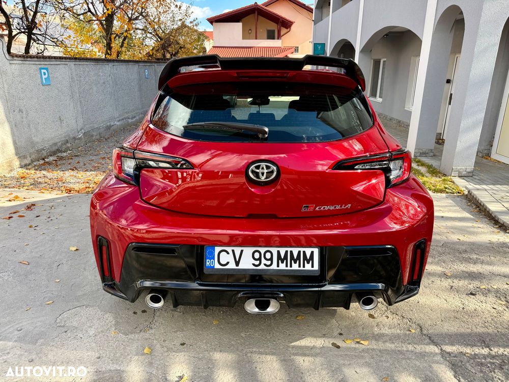 Toyota Corolla GR - 6