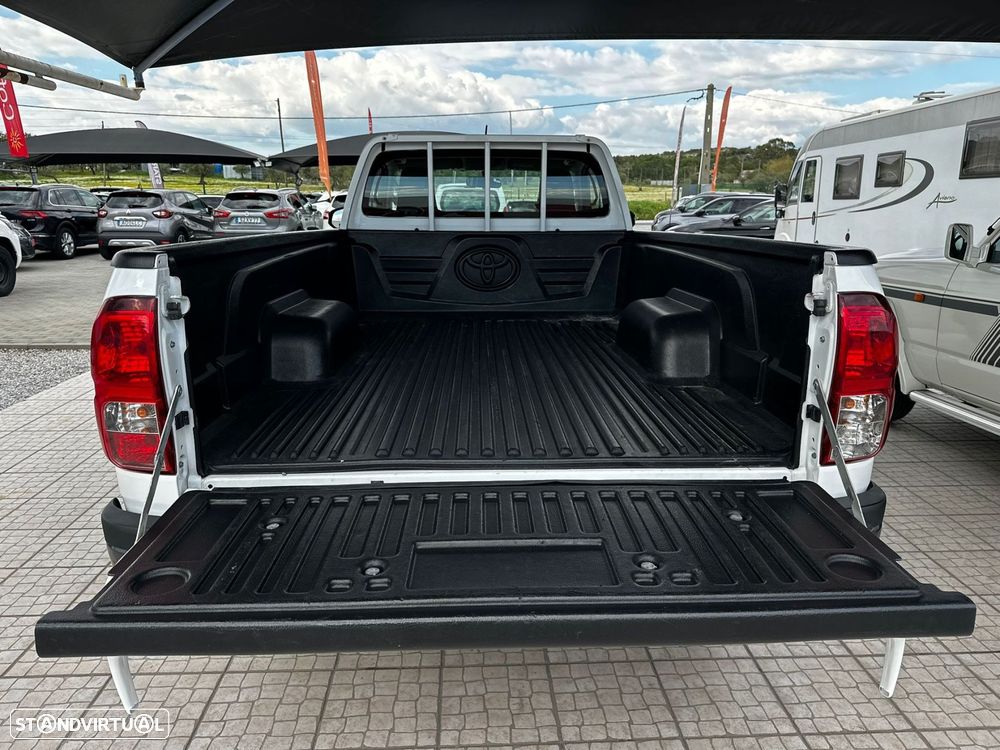 Toyota Hilux - 9