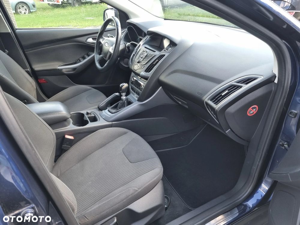 Ford Focus Turnier 2.0 TDCi DPF Titanium - 8