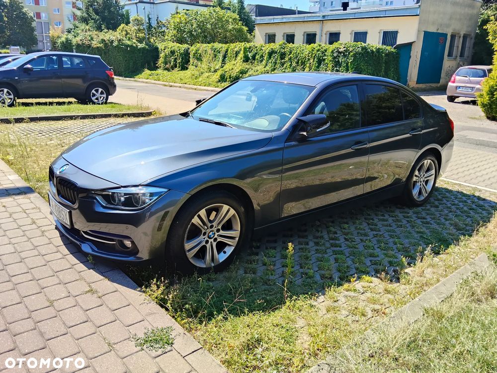 BMW Seria 3 328i xDrive Sport Line - 1