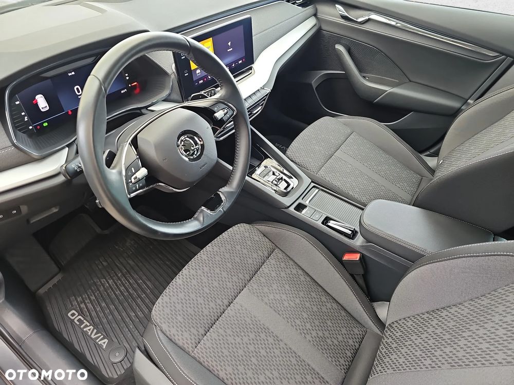 Skoda Octavia 2.0 TDI Style DSG - 13