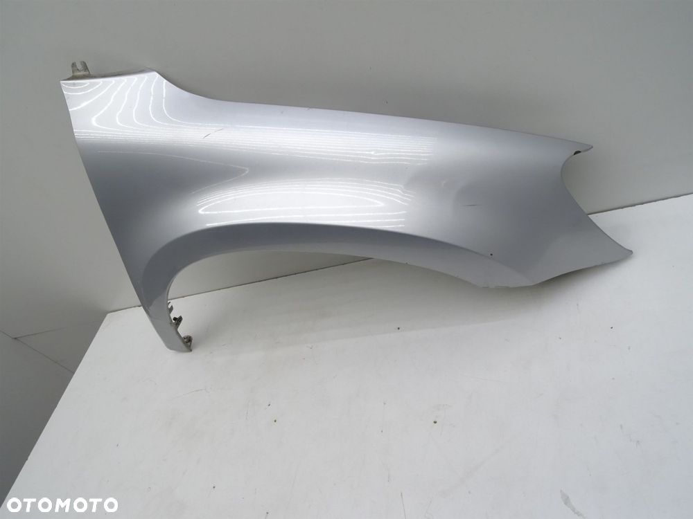 Błotnik prawy przód przedni prawa la7w 5l0821162 skoda yeti i 5l - 4