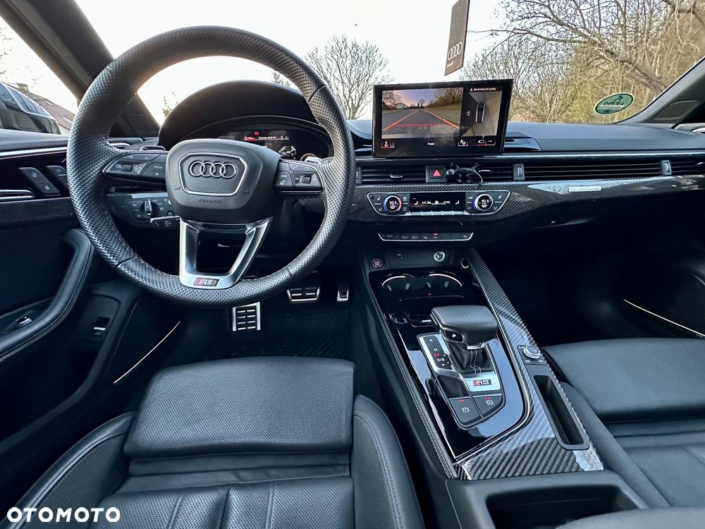 Audi RS4 Limousine - 13