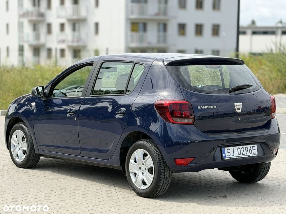 Dacia Sandero - 8