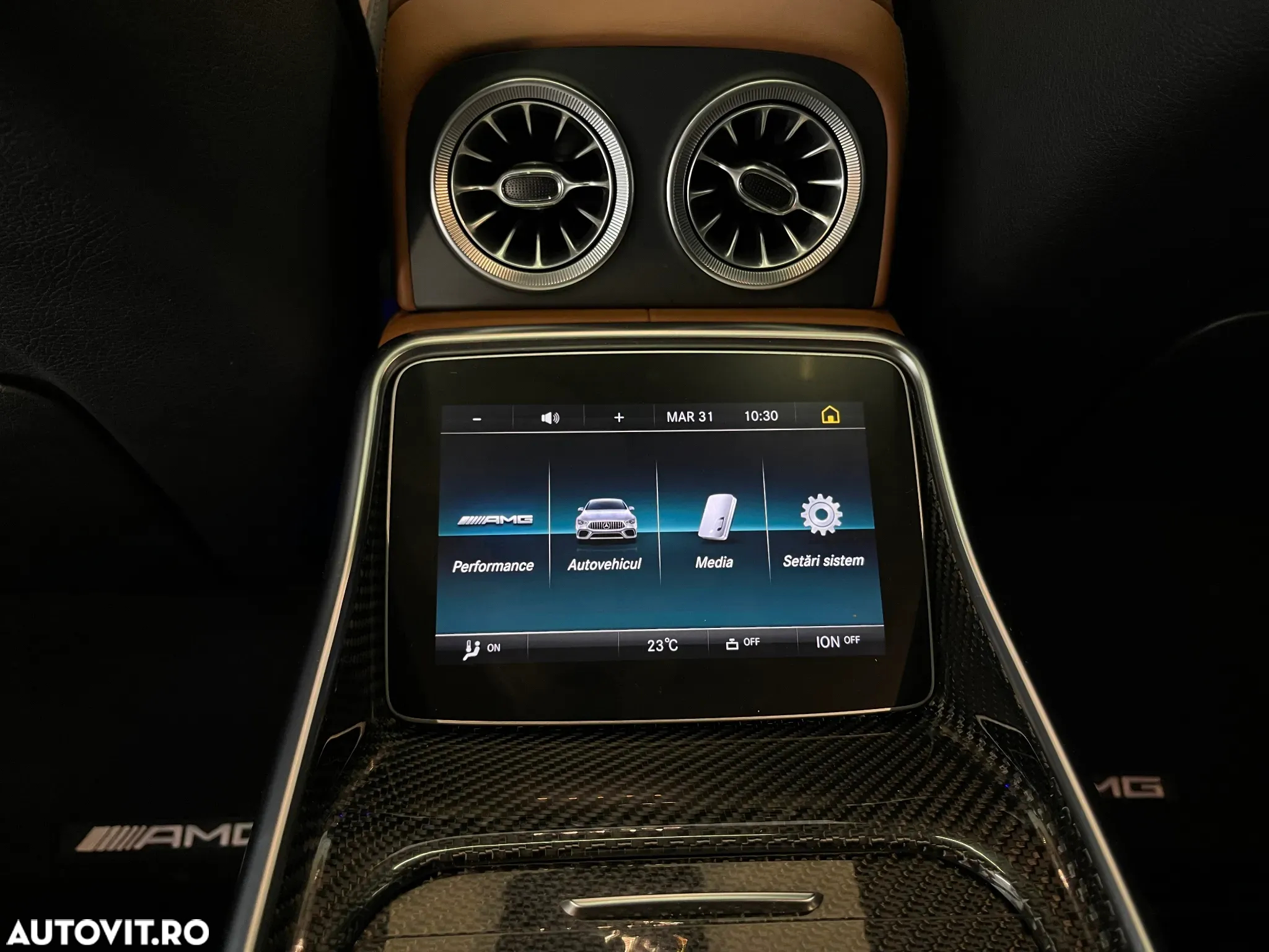 Mercedes-Benz AMG GT-S 63 4MATIC+ - 33