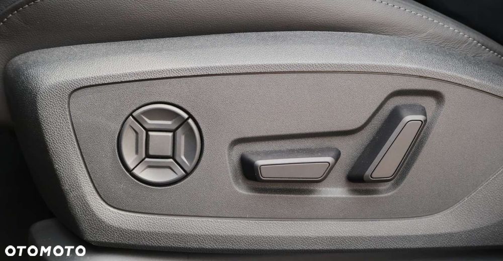 Audi A6 Sportback e-tron - 16