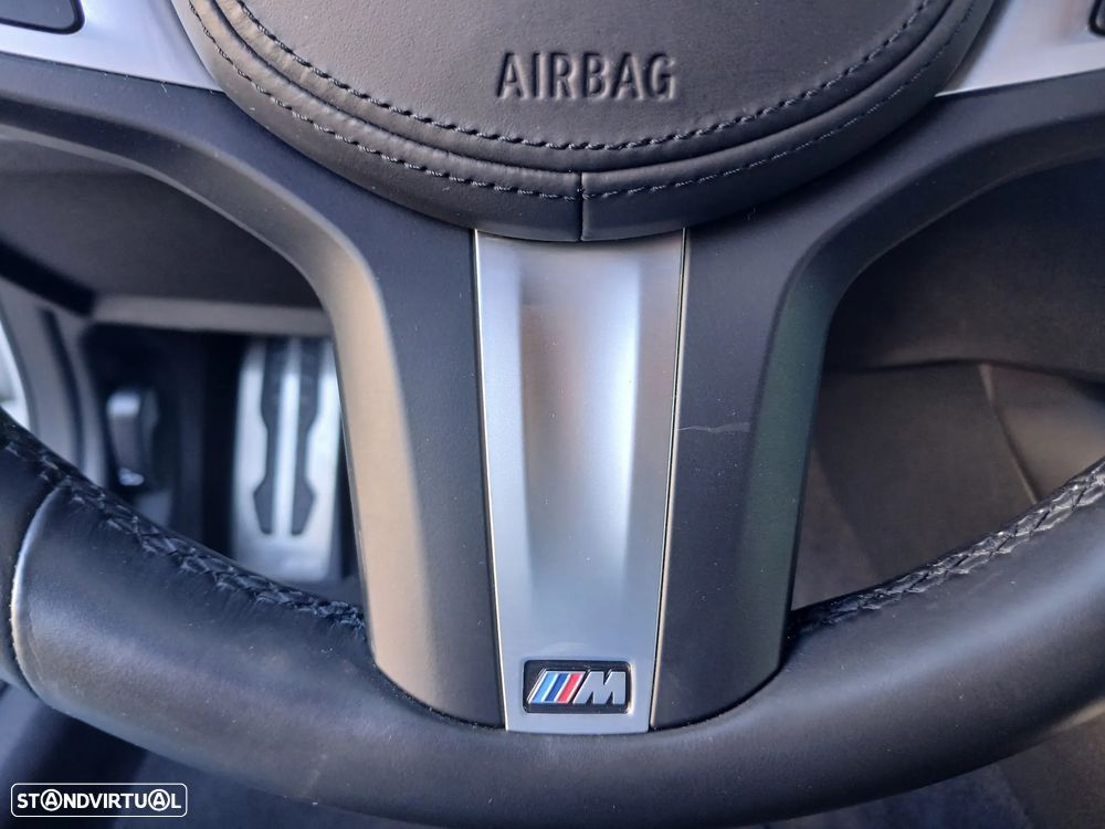 BMW i4 eDrive35 Pack Desportivo M - 17
