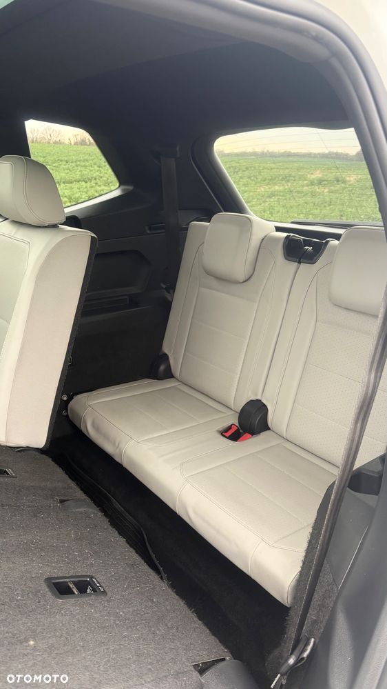 Volkswagen Tiguan - 8