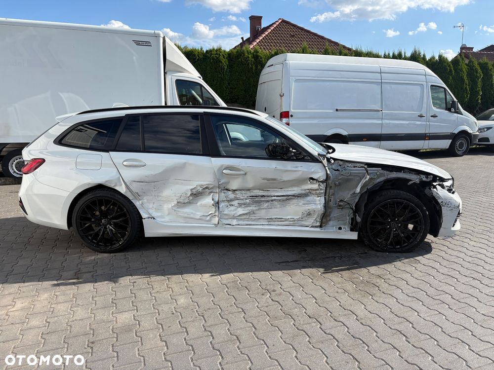 BMW Seria 3 316d mHEV - 5