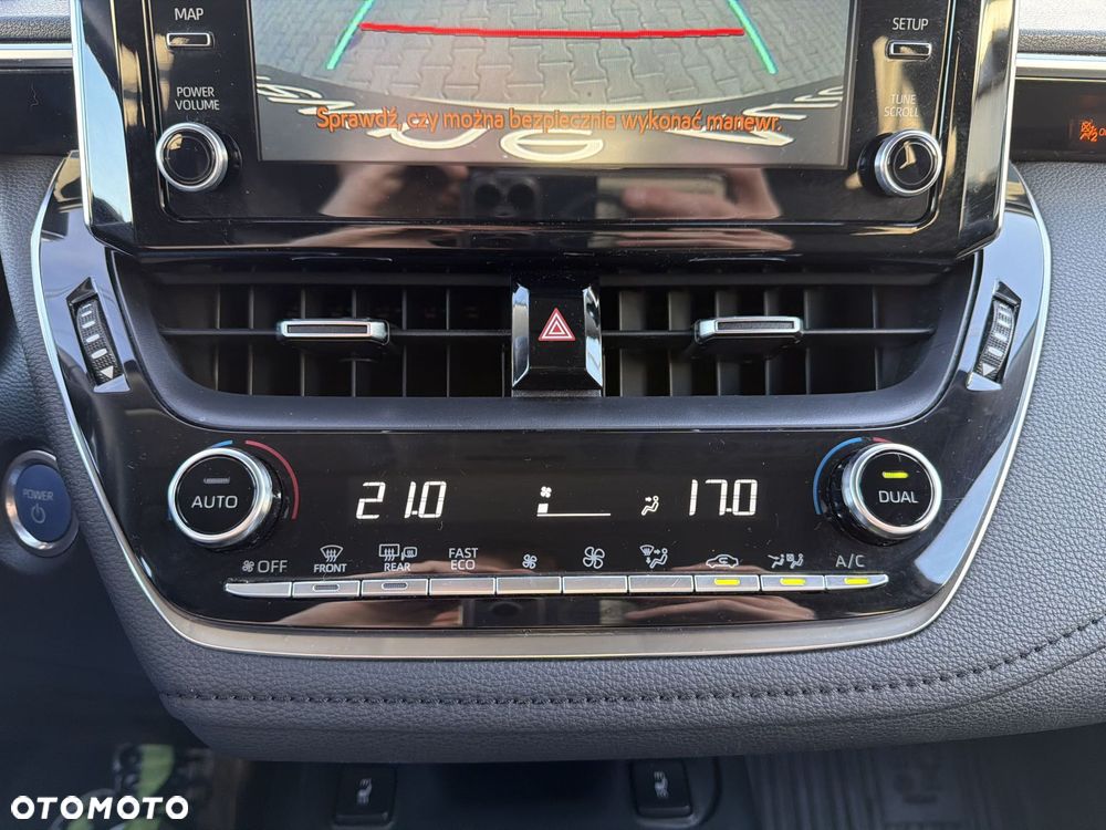 Toyota Corolla 1.8 Hybrid Comfort - 20