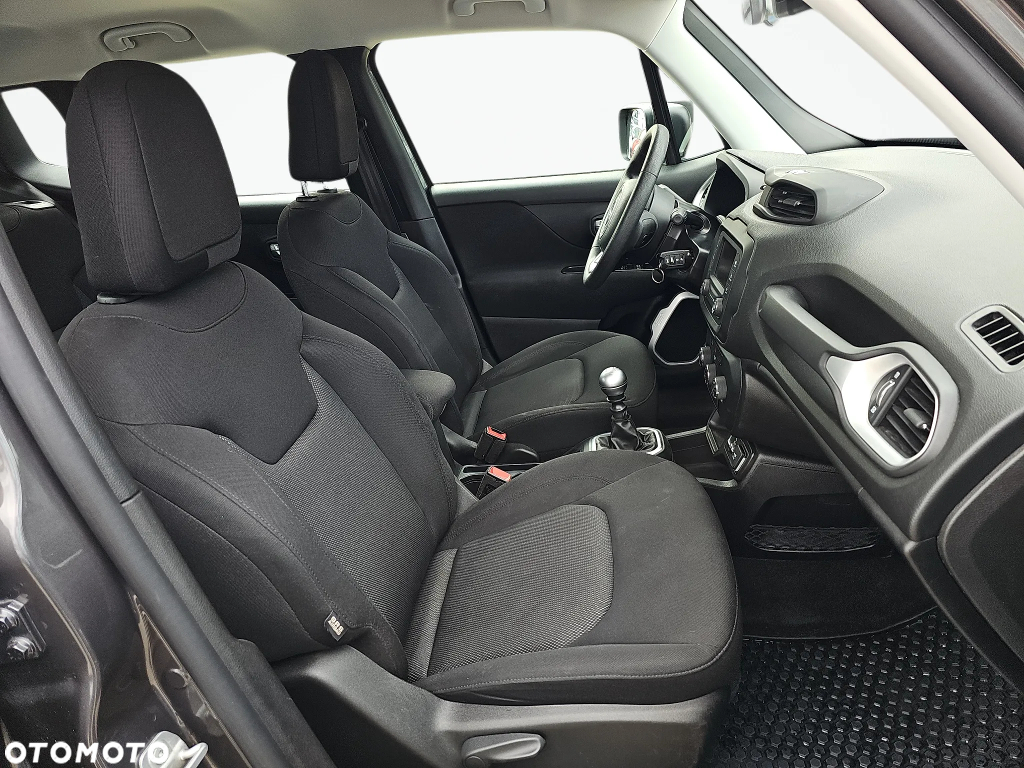Jeep Renegade 1.0 GSE T3 Turbo Sport FWD S&S - 17