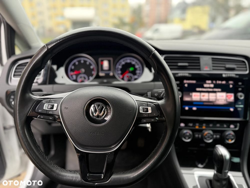 Volkswagen Golf Variant 1.4 TSI BlueMotion Technology DSG Highline - 13