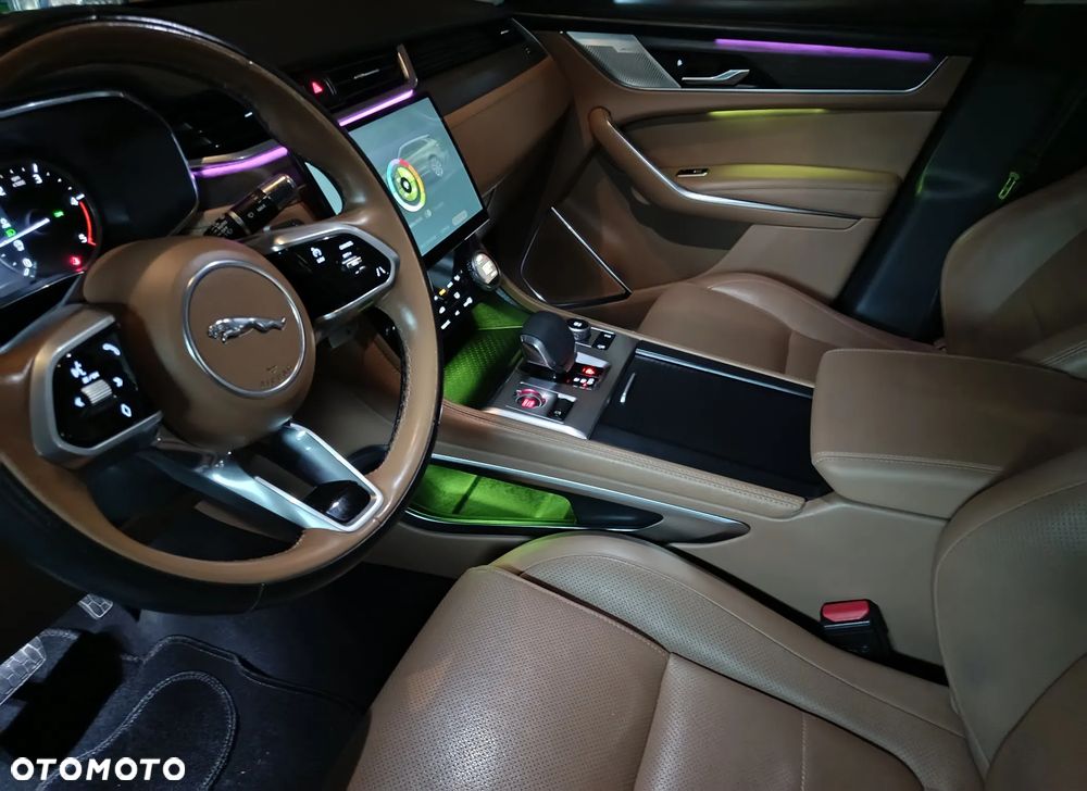 Jaguar F-Pace D200 AWD R-Dynamic SE 90th Anniversary Edition - 16