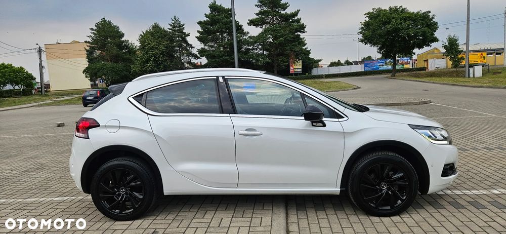 DS Automobiles DS 4 Crossback - 25