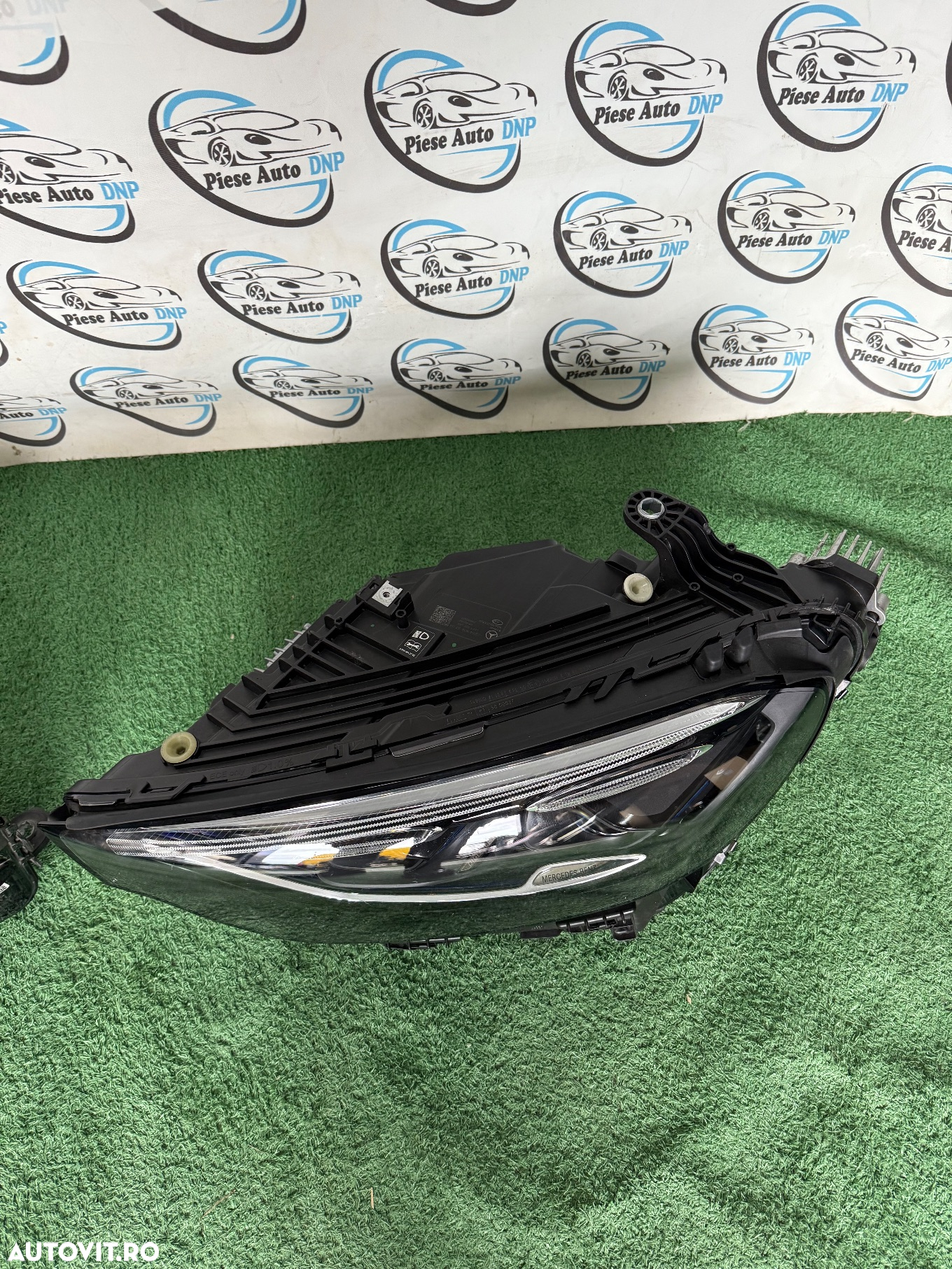 Far stanga dreapta Mercedes GLC w254 x254 digital light full led 2022-2025 - 4