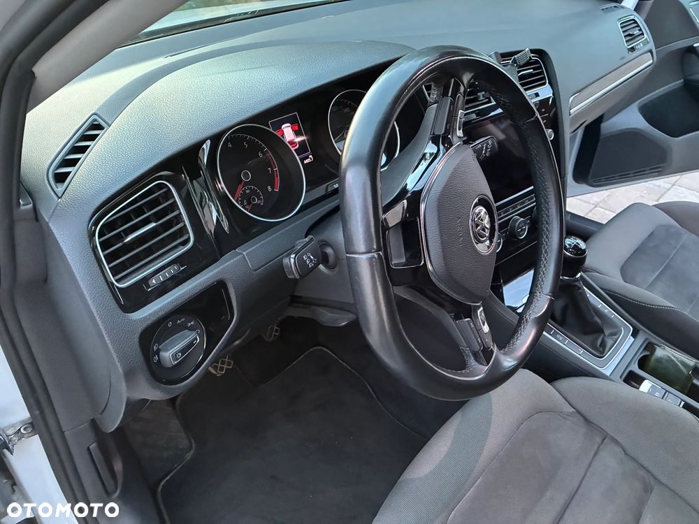 Volkswagen Golf 1.4 TSI BMT Highline - 19