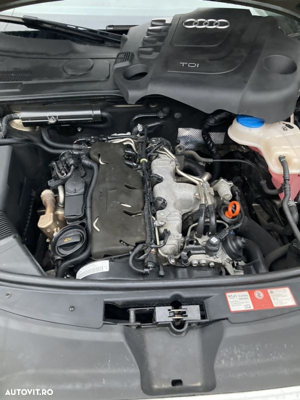 Audi A6 Avant 2.0 TDI Ultra S tronic - 10