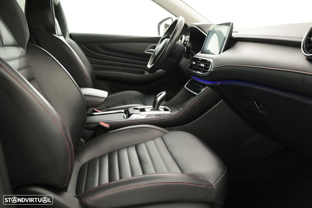 MG EHS 1.5 T-GDI Plug-in Hybrid Luxury - 22