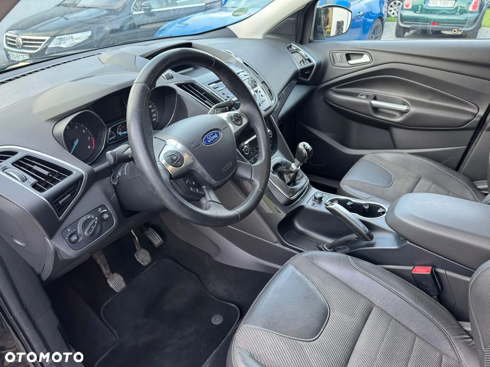 Ford Kuga - 11
