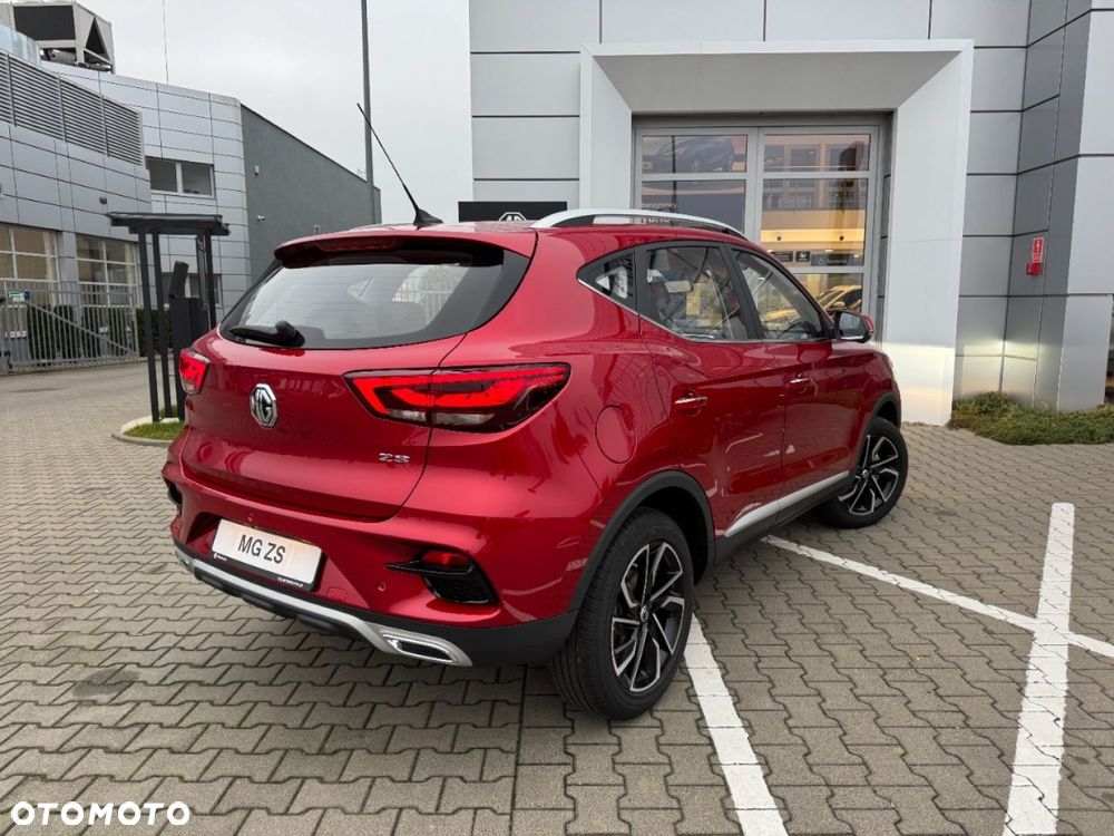 MG ZS - 7