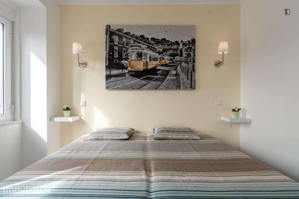 Quarto - localizado em Campolide Lisbon - Grande imagem: 5/15