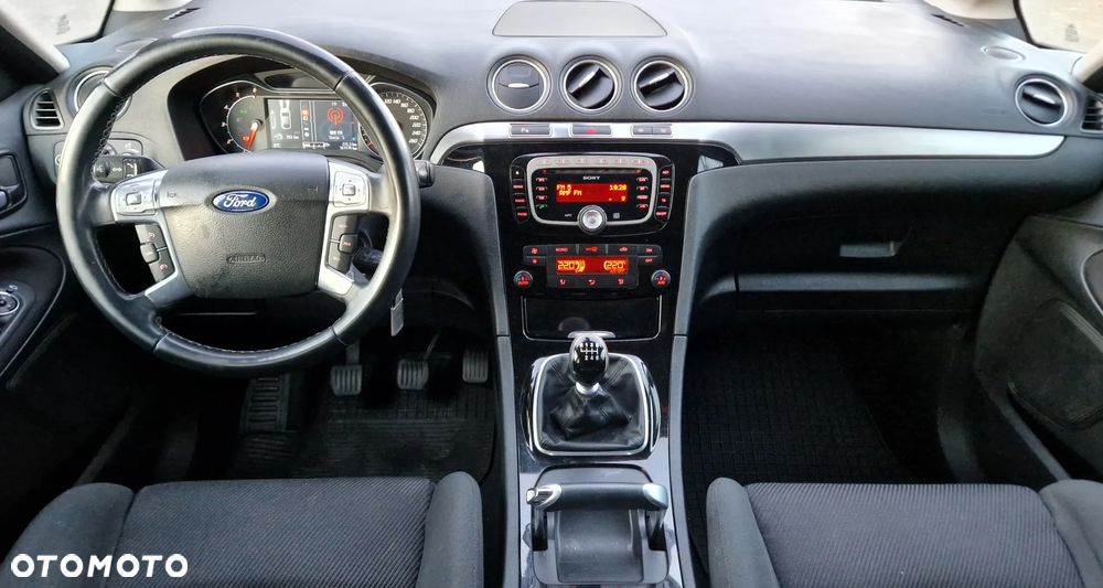 Ford S-Max 2.0 TDCi DPF Titanium - 5