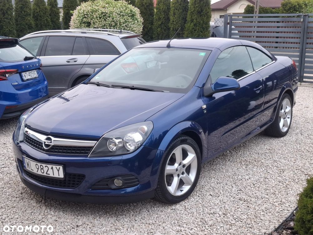 Opel Astra 1.8 Edition 111 Jahre - 16