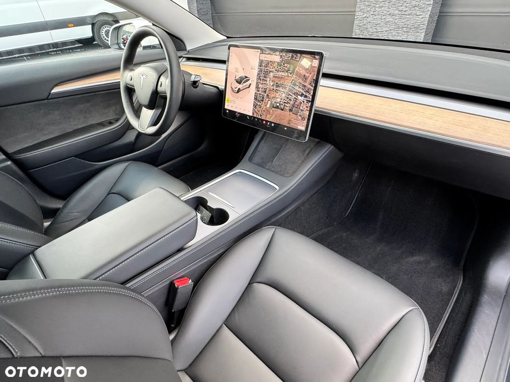 Tesla Model 3 Langstreckenbatterie Allradantrieb Dual Motor - 19