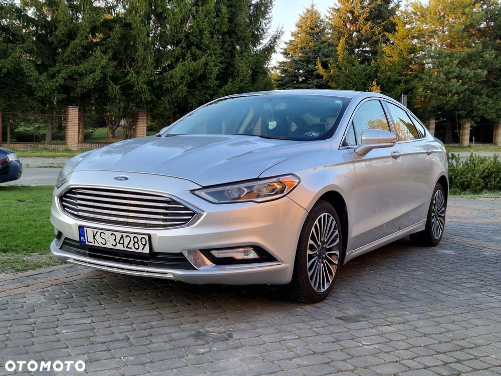 Ford Fusion - 12