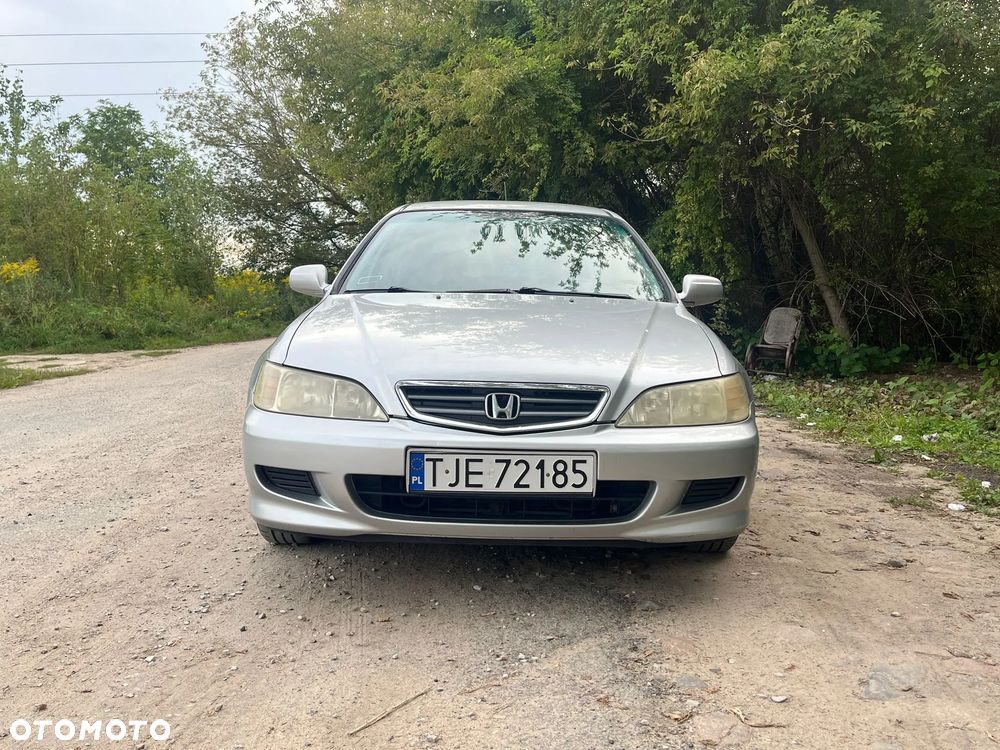 Honda Accord 1.8i S - 2