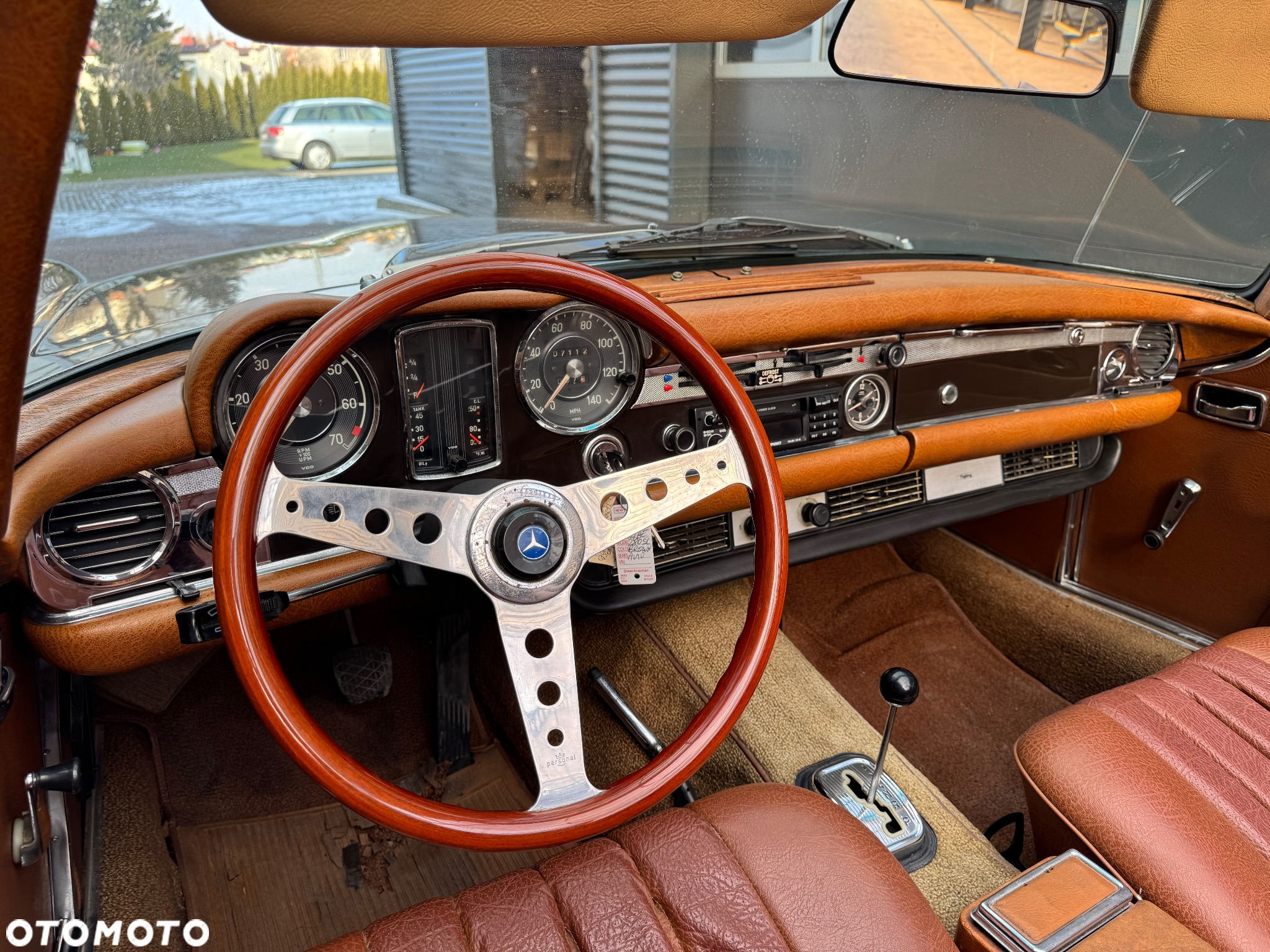 Mercedes-Benz SL - 10