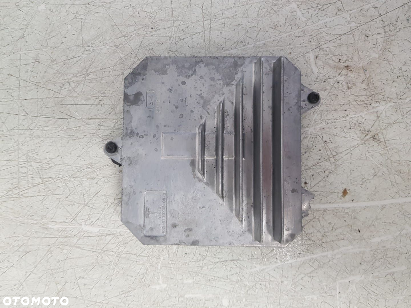 PRZETWORNICA MODUŁ LAMY LED TESLA 3 1110796-00-D 1131251-99-C - 2