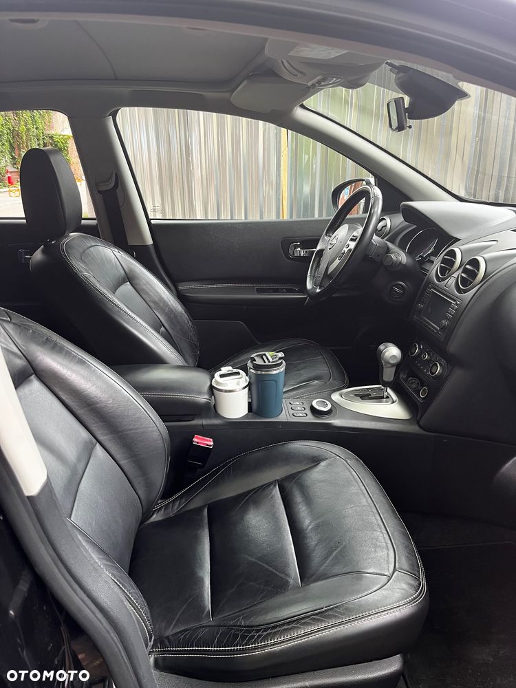 Nissan Qashqai 2.0 dCi 4x4 Tekna Premium - 12