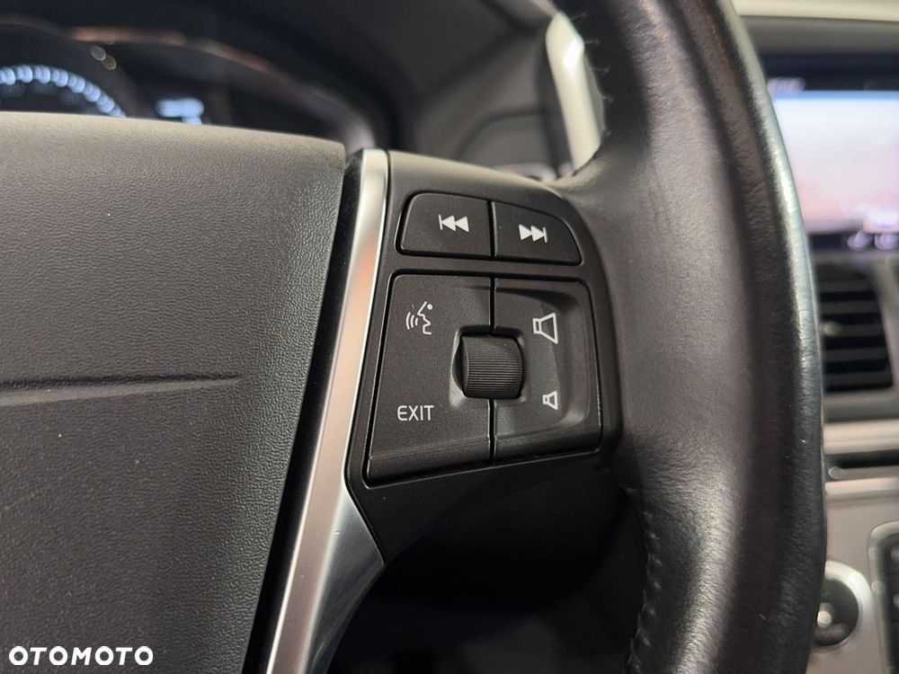 Volvo XC 60 - 23