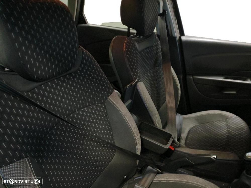 Renault Captur 0.9 TCE Exclusive - 6