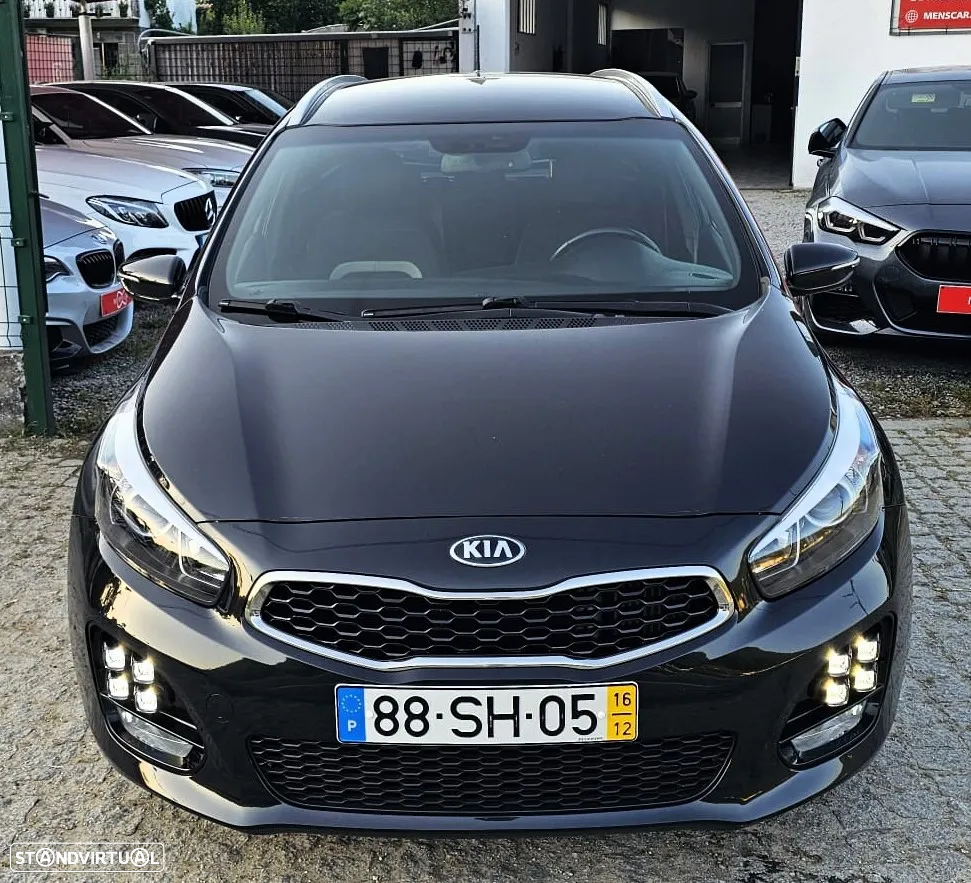 Kia Ceed SW 1.6 CRDi GT Line - 24